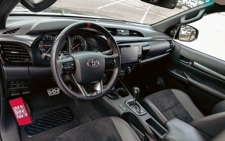 Toyota Hilux VIII, 2022 год, 5 095 000 рублей, 13 фотография