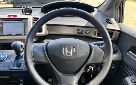 Honda Freed I, 2012 год, 900 000 рублей, 9 фотография
