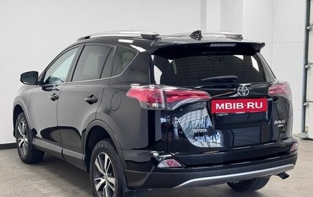 Toyota RAV4, 2016 год, 2 350 000 рублей, 28 фотография
