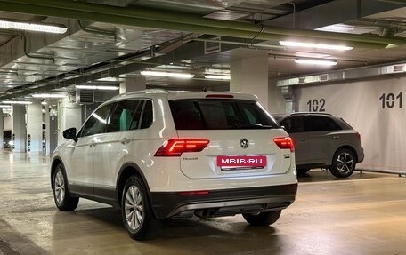 Volkswagen Tiguan II, 2016 год, 3 490 000 рублей, 3 фотография