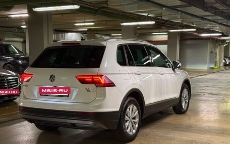 Volkswagen Tiguan II, 2016 год, 3 490 000 рублей, 5 фотография