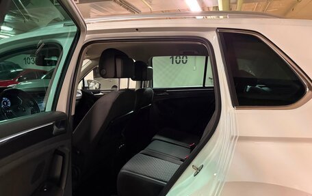 Volkswagen Tiguan II, 2016 год, 3 490 000 рублей, 14 фотография