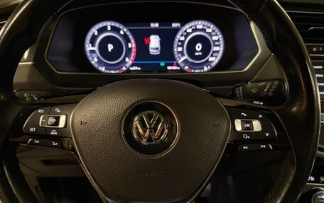 Volkswagen Tiguan II, 2016 год, 3 490 000 рублей, 13 фотография