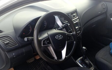 Hyundai Solaris II рестайлинг, 2014 год, 830 000 рублей, 7 фотография