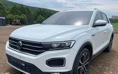 Volkswagen T-Roc I, 2022 год, 1 470 000 рублей, 1 фотография