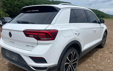 Volkswagen T-Roc I, 2022 год, 1 470 000 рублей, 4 фотография