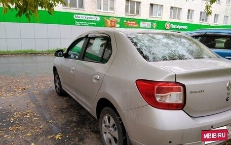 Renault Logan II, 2017 год, 1 000 000 рублей, 3 фотография