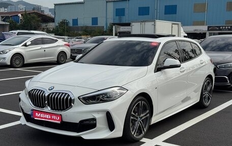 BMW 1 серия, 2022 год, 3 450 000 рублей, 1 фотография