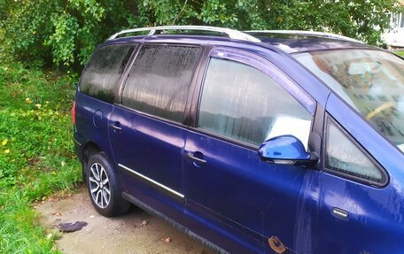 Volkswagen Sharan I рестайлинг, 2005 год, 400 000 рублей, 10 фотография