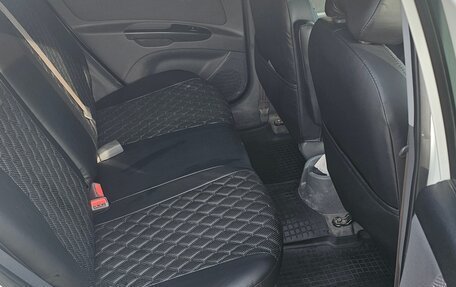 KIA Rio II, 2010 год, 600 000 рублей, 3 фотография