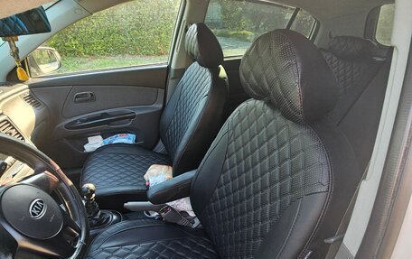 KIA Rio II, 2010 год, 600 000 рублей, 11 фотография