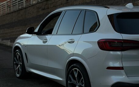 BMW X5, 2019 год, 6 300 000 рублей, 3 фотография