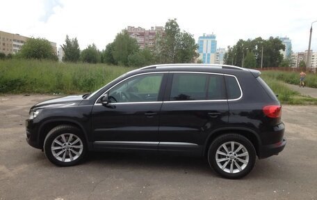 Volkswagen Tiguan I, 2011 год, 1 700 000 рублей, 3 фотография