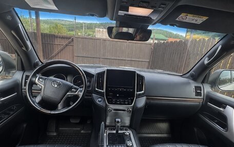 Toyota Land Cruiser 200, 2019 год, 9 750 000 рублей, 8 фотография