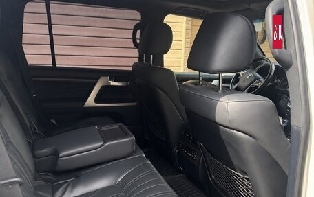 Toyota Land Cruiser 200, 2019 год, 9 750 000 рублей, 9 фотография