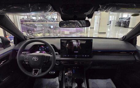 Toyota Camry, 2026 год, 3 949 000 рублей, 9 фотография