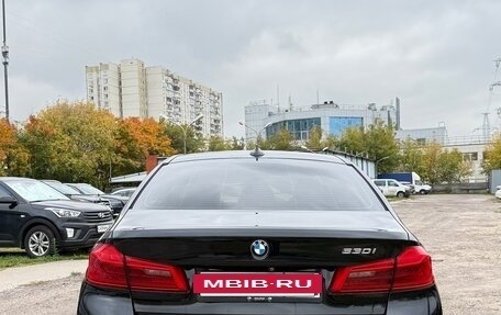 BMW 5 серия, 2018 год, 3 290 000 рублей, 12 фотография