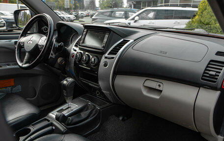 Mitsubishi Pajero Sport II рестайлинг, 2010 год, 1 568 000 рублей, 7 фотография