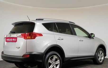 Toyota RAV4, 2015 год, 1 800 000 рублей, 4 фотография