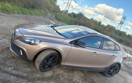 Volvo V40 Cross Country I, 2015 год, 1 550 000 рублей, 8 фотография