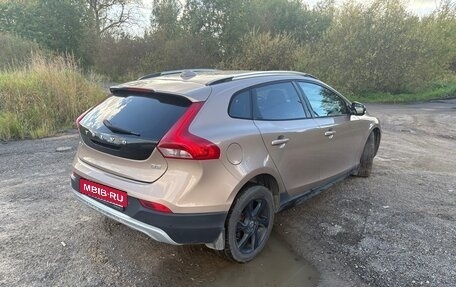 Volvo V40 Cross Country I, 2015 год, 1 550 000 рублей, 6 фотография