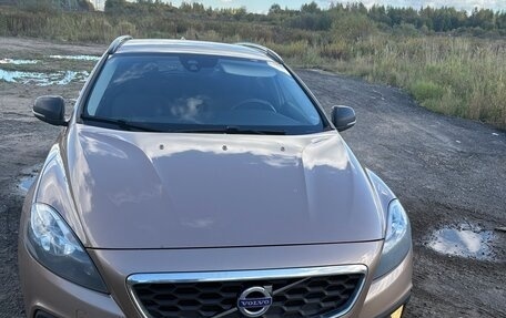 Volvo V40 Cross Country I, 2015 год, 1 550 000 рублей, 10 фотография