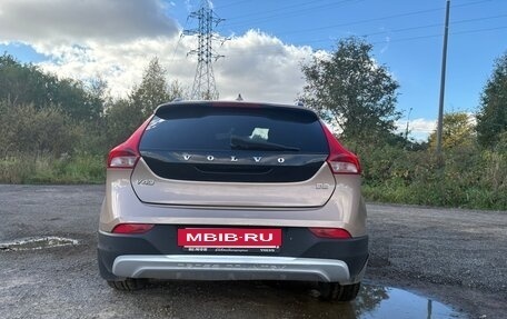 Volvo V40 Cross Country I, 2015 год, 1 550 000 рублей, 14 фотография