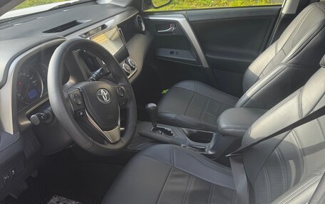Toyota RAV4, 2014 год, 1 650 000 рублей, 3 фотография