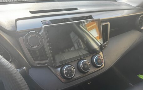 Toyota RAV4, 2014 год, 1 650 000 рублей, 6 фотография