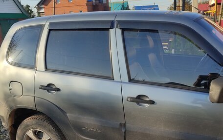 Chevrolet Niva I рестайлинг, 2010 год, 350 000 рублей, 6 фотография