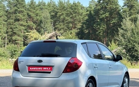 KIA cee'd I рестайлинг, 2009 год, 650 000 рублей, 5 фотография