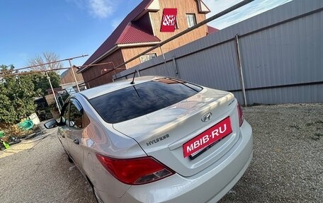 Hyundai Solaris II рестайлинг, 2014 год, 1 100 000 рублей, 2 фотография
