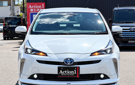 Toyota Prius IV XW50, 2022 год, 1 500 000 рублей, 2 фотография