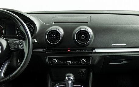Audi A3, 2018 год, 1 999 700 рублей, 14 фотография