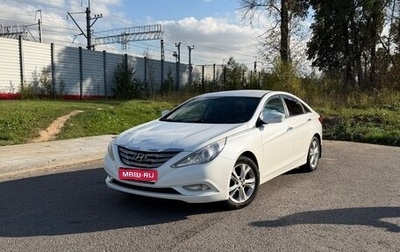Hyundai Sonata VI, 2011 год, 960 000 рублей, 1 фотография