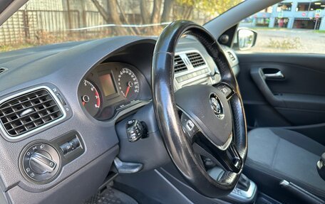 Volkswagen Polo VI (EU Market), 2015 год, 970 000 рублей, 11 фотография