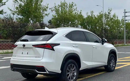 Lexus NX I, 2021 год, 2 650 000 рублей, 5 фотография