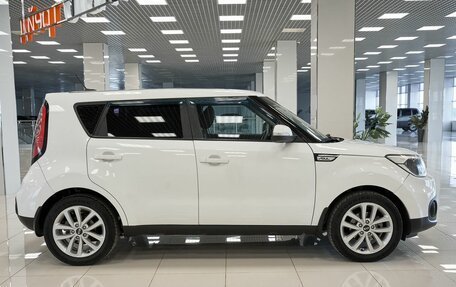 KIA Soul II рестайлинг, 2017 год, 1 209 000 рублей, 5 фотография