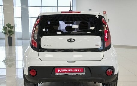 KIA Soul II рестайлинг, 2017 год, 1 209 000 рублей, 8 фотография