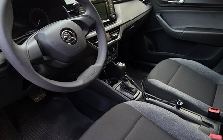 Skoda Rapid II, 2022 год, 1 477 000 рублей, 10 фотография