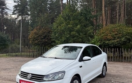 Volkswagen Polo VI (EU Market), 2018 год, 1 300 000 рублей, 1 фотография