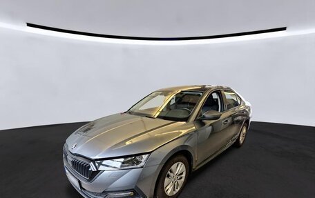 Skoda Octavia IV, 2022 год, 2 525 000 рублей, 1 фотография