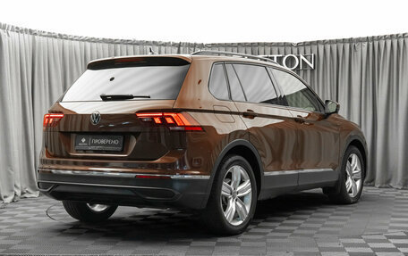 Volkswagen Tiguan II, 2021 год, 2 860 000 рублей, 5 фотография