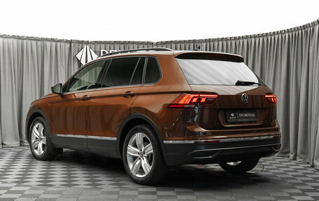 Volkswagen Tiguan II, 2021 год, 2 860 000 рублей, 4 фотография