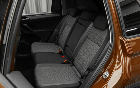 Volkswagen Tiguan II, 2021 год, 2 860 000 рублей, 17 фотография