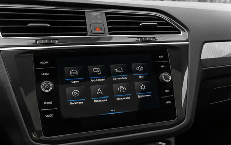 Volkswagen Tiguan II, 2021 год, 2 860 000 рублей, 23 фотография