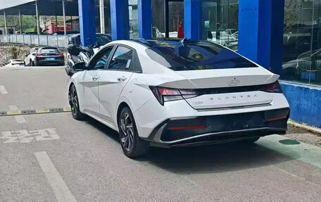 Hyundai Elantra, 2023 год, 1 121 000 рублей, 4 фотография