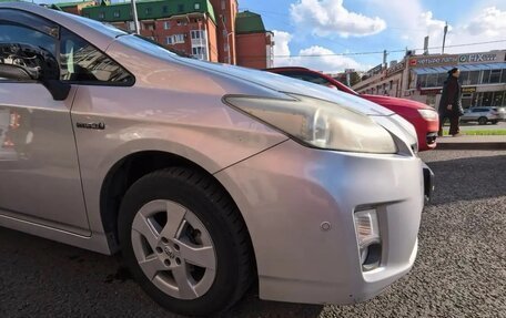 Toyota Prius, 2010 год, 900 000 рублей, 12 фотография