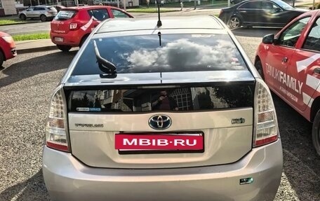Toyota Prius, 2010 год, 900 000 рублей, 28 фотография