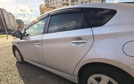 Toyota Prius, 2010 год, 900 000 рублей, 30 фотография